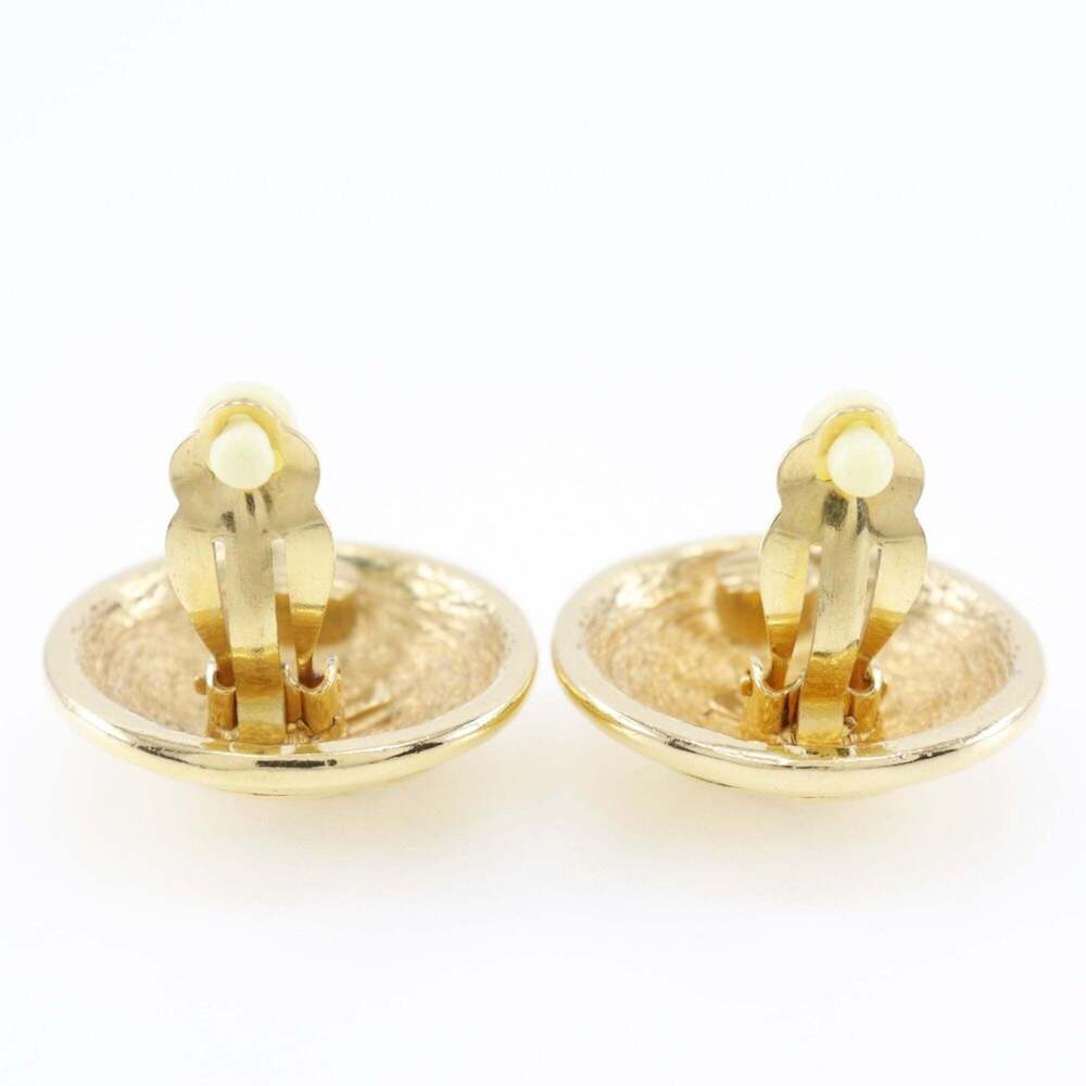 CHANEL Authentic Vintage Gold Earrings - Picture 5 of 7
